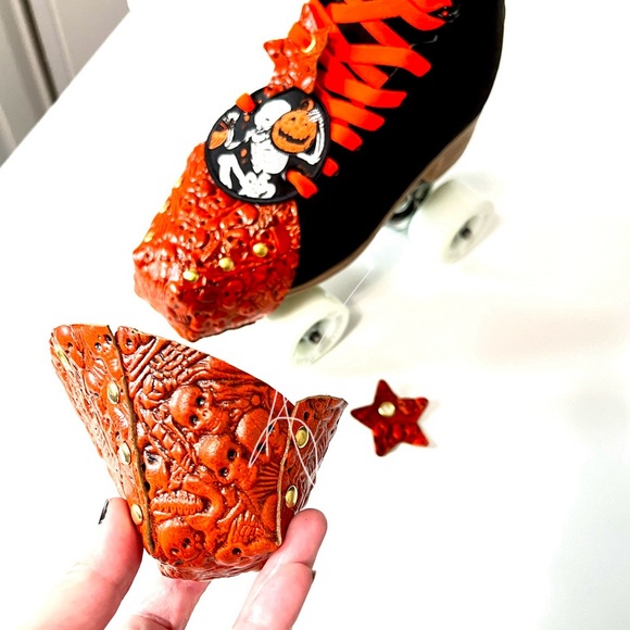 Neon Skeleton toe guards for Roller skates - Picture 13 of 15